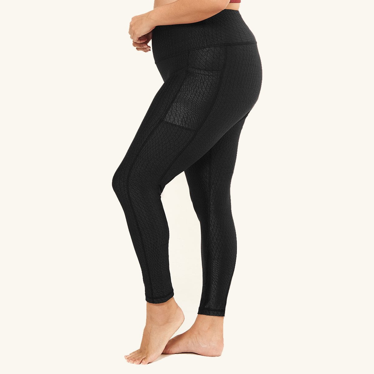Main Hi-Rise Square Pocket Leggings - Black Cube image